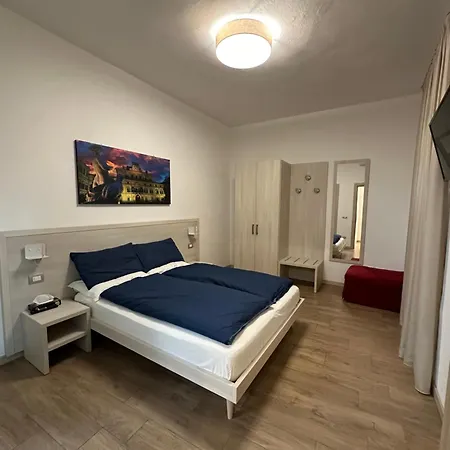 Residenza Pezzani Pensión 4*
