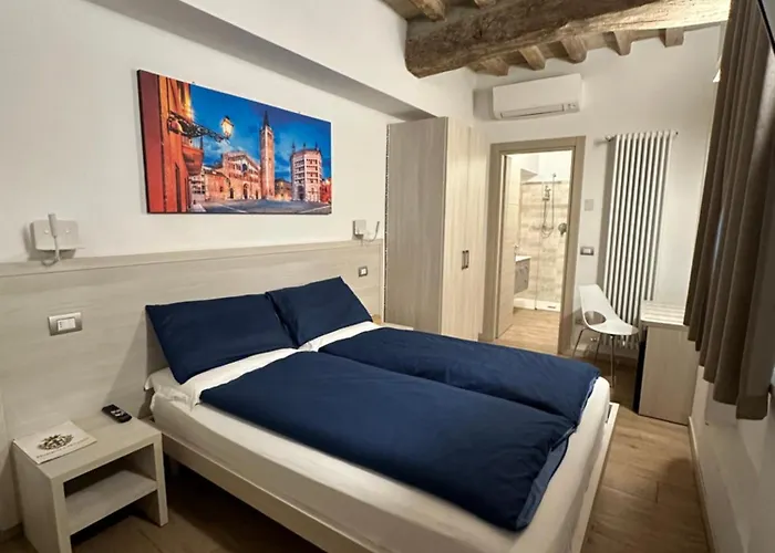 Affittacamere Residenza Pezzani 4*