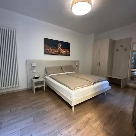 Residenza Pezzani パルマ